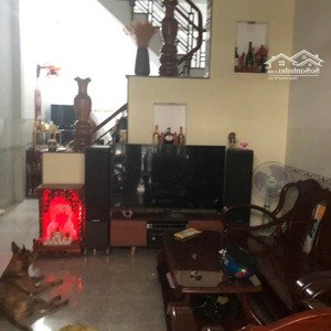chính chủ bán gấp nhà 3 tầng bình tân giá 4.9 tỷ, sổ riêng, hẻm sạch xem nhà gọi 