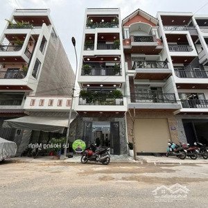 nhà phố ngang 4,5m xây 1 lửng 3 lầu full nội thất hẻm nhựa 14m khu vip lê thị riêng