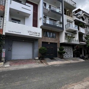 bán đất ngay chợ tân mỹ- ngang 5m- xd tự do- giá chỉ 8.7 tỷ