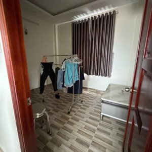cho thuê nhà riêng tại xóm chiếu, 20 triệu, 4pn full có phòng xông hơi, hàng hiếm tại q4, hcm