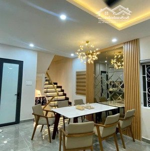 cmt8 - q10, nhà 3 tầng, hẻm xe hơi 11.8 tỷ ngang trên 5m