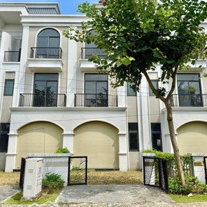 cần bán nhà lavilla , p6 , tp tân an 5x20m , 1 trệt 2 lầu 3,45 tỷ lh 