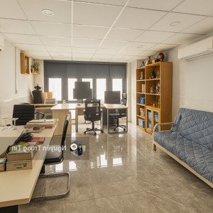 ngộp ngân hàng - hẻm xe hơi - 2 mặt tiền - hơn 7 tỷ - 67.5m2 - ngang 4.5m