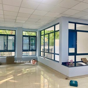 nguyên căn dt 10x20m, (hầm + 4 lầu)mới hoàn thiện, hệ thống điện năng lương mặt trời kdt vạn phúc