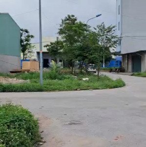Còn Lô Nhà 5 Phòng Trọ Sát Khu Công Nghiệp Tiên Sơn - Tại Núi Móng - Hoàn Sơn