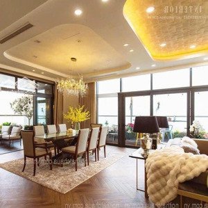 cần bán căn penhouse mặt phố hoàng đạo thuý - cầu giấy hn, view toàn thành phố
