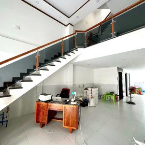 căn shophouse đường thái sơn 2 (20m) - làm hoàn thiện 2.4 tỷ nhưng bán giá chỉ 7.6 tỷ - lỗ hơn 1 tỷ
