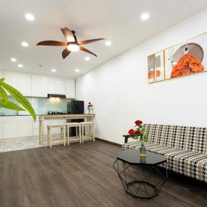 gia đình cần bán gấp căn hộ 1pn ở cc the prince residence. giá thật nhà thật: 5.1 tỷ còn tl giảm
