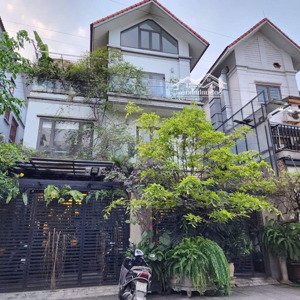 biệt thự vip - thành phố giao lưu - diện tích 208m - xây dựng 4 tầng - mặt tiền 11m nội thất xịn