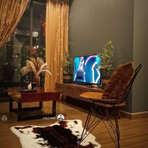 chính chủ cho thuê 2 ngủ 58m2 - sky oasis - view đảo - full đồ