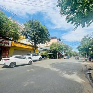 Bán nhà 1T2L góc 2 mặt tiền đường Phan Chu Trinh P. Quang Vinh chỉ 13,5 tỷ