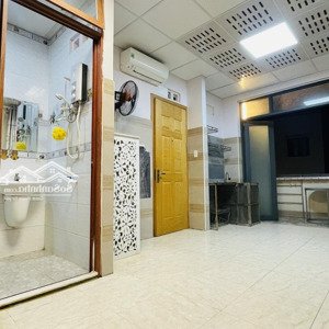 chính chủ cho thuê phòng 26 nam hoà, ban công, máy lạnh, lh 