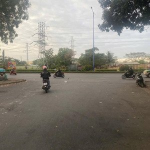 dãy trọ 10 x 21.5. full thổ. hồ văn long bình tân. hẻm thông, giá tl. vị trí siêu đẹp