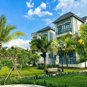 cấn bán nhà biệt thự vinhomes grand park dt 330 m2 view sông giá 40 tỷ bao hết lh 
