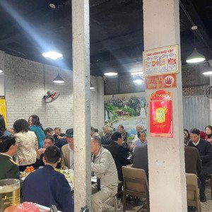 sang nhượng biệt thự tt1 thành phố giao lưu làm nhà hàng, văn phòng, giá hợp lý, lh 
