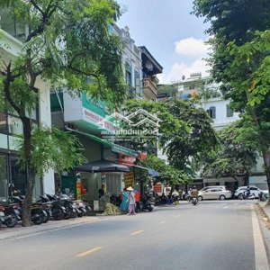 bán nhà mặt vườn hoa trần quang diệu.
