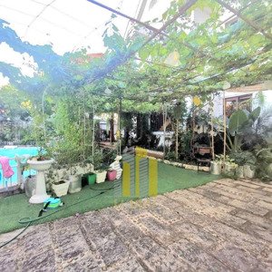 biệt thự vườn xanh tươi , giá 75 triệu