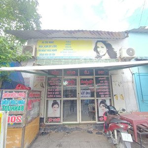 sang tiệm tóc gác ở được bình tân mặt tiền đẹp, thuê rẻ 5tr/tháng, sang toàn bộ chỉ 30tr