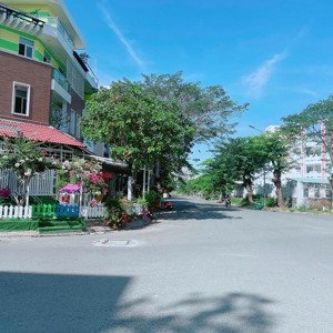 bán căn góc 200m2 kdc 13e intresco giá 43 tr/m2 view cc gần intella