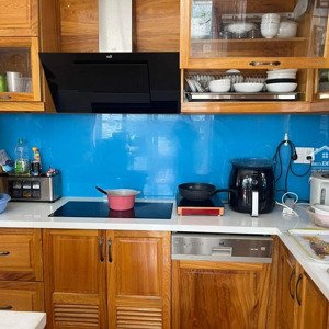 bán bt sân vườn, 8x25m, nhà đầy đủ nội thất, giá 20 tỉ (tl), sổ hồng