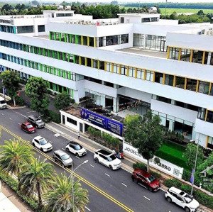 lô góc mặt tiền dân sinh gần công viên gem sky world - long thành. đã có sổ sẵn sang tên ngay!