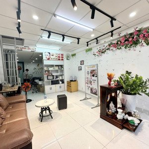 mặt tiền góc 2 mặt tiền,kinh doanh làm đẹp, hẻm xe hơi, có chỗ ở lại, ngay phạm văn chiêu