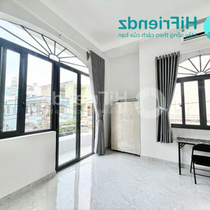 khai trương phòng cửa sổ ban công đầy đủ ánh sáng gần emart phan huy ích
