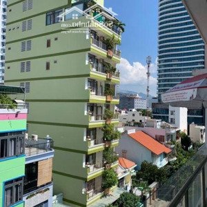 Bán Khách Sạn Hầm 7 Tầng,ngay Sân Bay Tsn,cách Nhà Ga T3-ga Metro 5pdoanh Thu ổn định,q.tân Bình