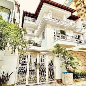 bán siêu phẩm biệt thự giữa lòng quận 1, hẻm 2/... nguyễn thành ý ngang khủng 12m giá 55 tỷ