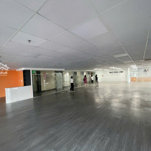 cho thuê văn phòng 300m2, giá ưu đãi tại tân mai, hoàng mai, hà nội
