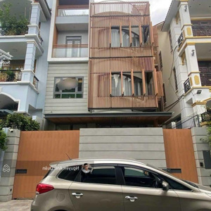 bán nhà hẻm xe hơi 8,1x14 đường tô hiến thành quận 10 4 tầng đẹp giá chỉ 14 tỷ thương lượng
