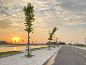 khu đô thị 520 - đồng nhưng - xem là ưng! diện tích 100m2, đường + vỉa hè rộng 20m5