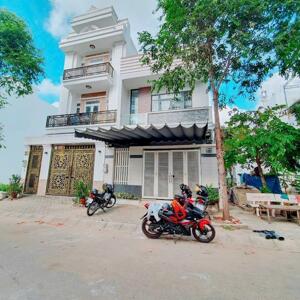 CHO THUÊ NHÀ LẦU KDC NAM LONG 10TR CẦN THƠ