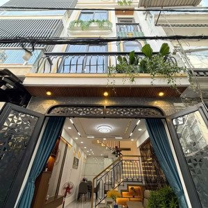 siêu phẩm nhà đẹp 63m² đường hồng bàng, p1, q11. xây trệt, 2 lầu, sân thượng. hẻm 5m