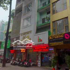 mặt tiền đường 3 tháng 2 quận 10. đoạn đẹp nhất đường. ngang 5,5m, 5 tấm. giá chỉ 11,8 tỷ