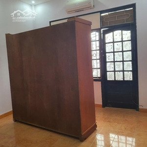Cho Thuê Nhà ở Văn điển, Gần Bến Xe Nước Ngầm. 32m2x 3 Tầng, 4 Phòng. Vỉa Hè, ô Tô Tránh. Giá 7tr