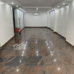 cho thuê mặt bằng tầng 1 để làm văn phòng, spa, cửa hàng tiện ích, phòng khám.