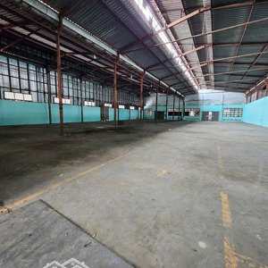 cho thuê xưỡng bà điểm hocmon.dt 1800m/80tr