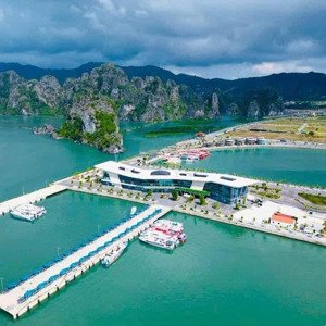 chính chủ cần bán lô đất mặt đường xuống cảng quốc tế ao tiên, giá tốt 