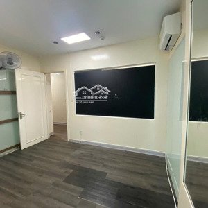Mặt Bằng Kinh Doanh/văn Phòng 25m2 Giá 5 Triệu/tháng Lầu 3 Mặt Tiền đường 3/2, P11, Quận 10