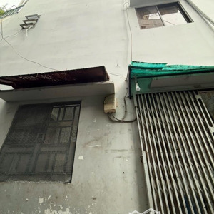 hẻm cực kỳ yên tĩnh - hoà hưng - 40m2 - 3 tầng đúc có sân thượng - giá 5.6 tỷ