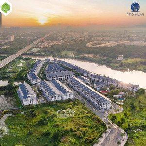 em cần bán biệt thự song lập 10x25m giá chỉ 18.8 tỷ có vat nhận nhà ngay. lh hương trầm