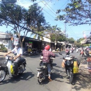 Bán Căn Nhà Mặt Tiền đường Nguyễn Huệ - Phường An Hội - Tp Bến Tre. Giá 6 Tỷ (tl)