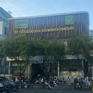 bán nhà mt 187 nguyễn văn trỗi p10 phú nhuận, dt: 20x35 cn 650m2 3 tầng hdt 800tr/tháng giá 220 tỷ