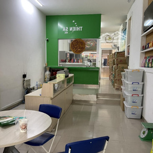 cho thuê nhà mặt tiền đường 281 lý thường kiệt, kế bên trường trưng trắc, và nhà thờ tân phước q11