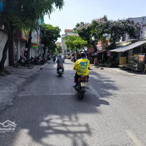 bán nhà phố hoàng diệu - ô tô - khu vực dân trí cao - 2 thoáng trước sau - hơn 11 tỷ thương lượng