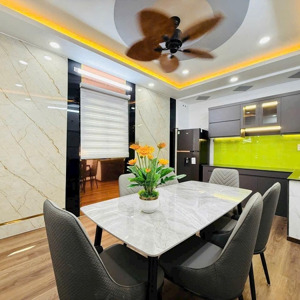 bán gấp nhà riêng tại nguyễn trọng tuyển,3tỷ688 dt 53m2 gần thcs đào duy anh, phú nhuận, sổ riêng