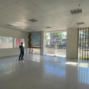 Tổng Hợp Văn Phòng Giá 20 Triệu/th, Từ 100 - 120m2, Cho 20 - 25 Nhân Sự Làm Việc