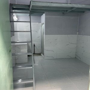 Phòng Trọ Máy Lạnh 2.5tr - Quốc Lộ 13 - Sát Tp Thủ đức - ít Phòng