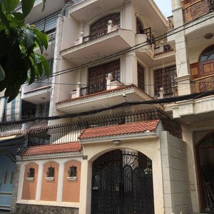 đường 8m ông ích khiêm q11 (7 * 26) thang máy 4 lầu 25 tỷ